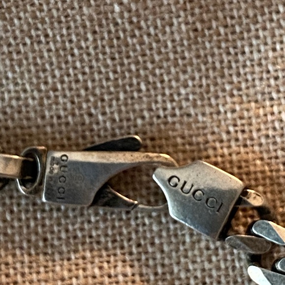 Gucci Interlocking G Bracelet - Picture 5 of 6